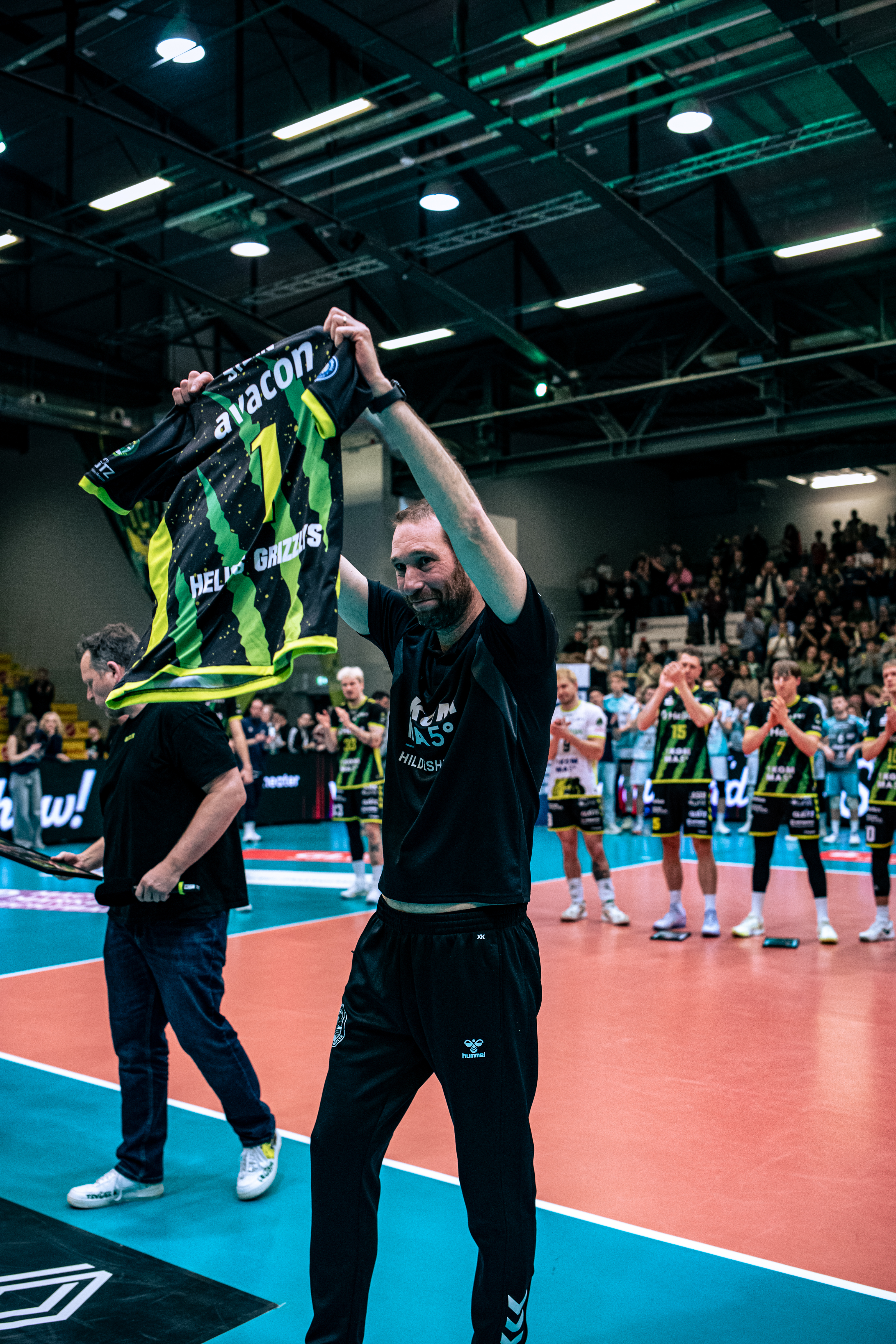 Stimmung in der Halle nach einem Heimspiel der Helios GRIZZLYS Giesen